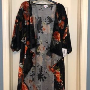 LuLaRoe Shirley Floral NWT